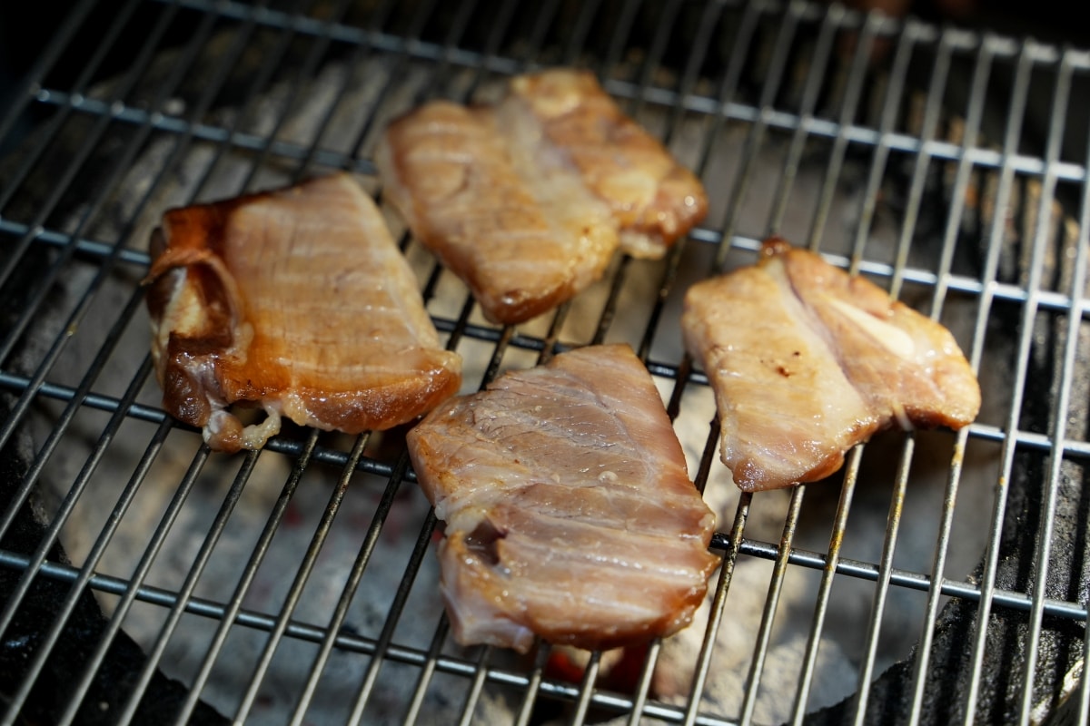 【蘆洲美食】樂樂燒肉蘆洲店 – 蘆洲高品質燒肉餐廳，連各種部位的日本A5和牛和牛都可以吃到飽！生啤酒也可以無限暢飲唷～♪