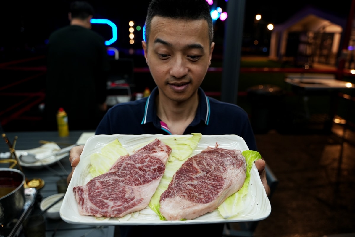【桃園豪華露營推薦】豪享營 – 極上享受!龍潭新開幕一泊四食豪華露營,晚餐有A5和牛、伊比利豬、龍蝦等讓人大呼過癮~♪ - 第45張圖 【桃園豪華露營推薦】豪享營 – 極上享受!龍潭新開幕一泊四食豪華露營,晚餐有A5和牛、伊比利豬、龍蝦等讓人大呼過癮~♪