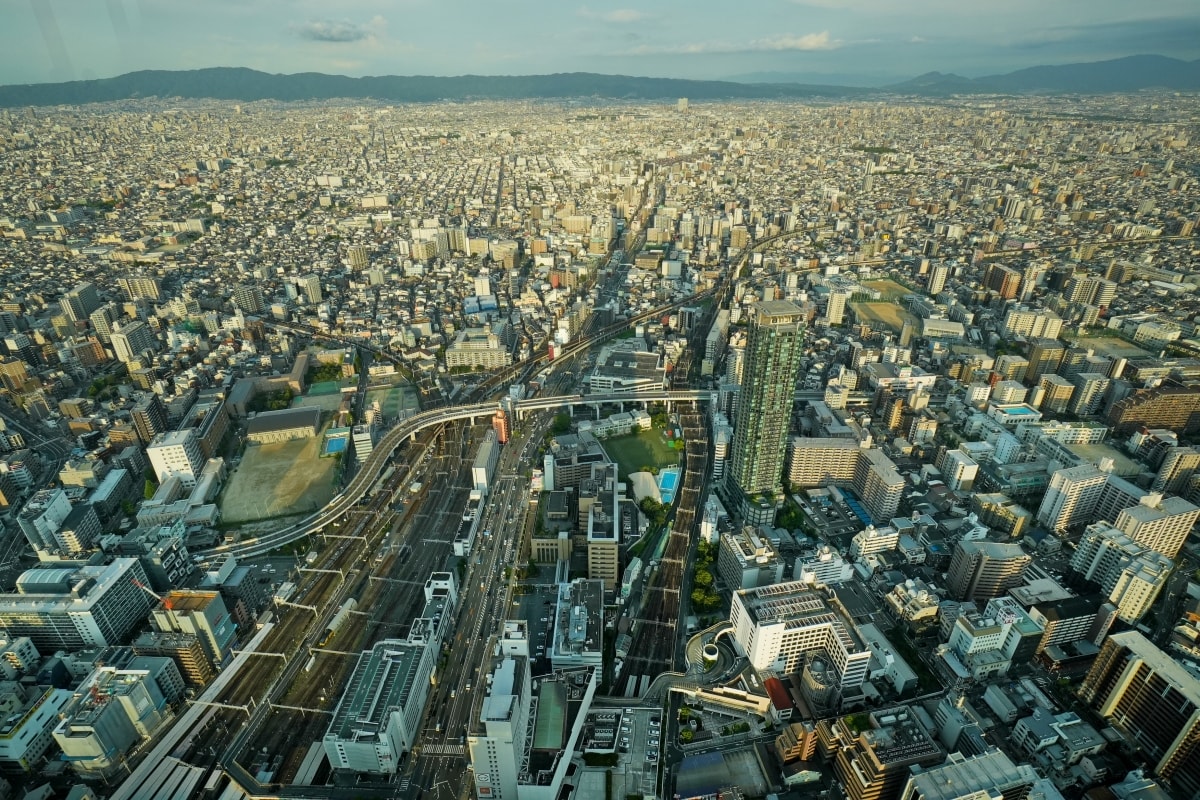 【大阪景點】阿倍野展望台 HARUKAS 300 – 大阪與全關西最高建築裡的展望台！離地300公尺高，可以360度眺望各大知名地標跟日落絕景