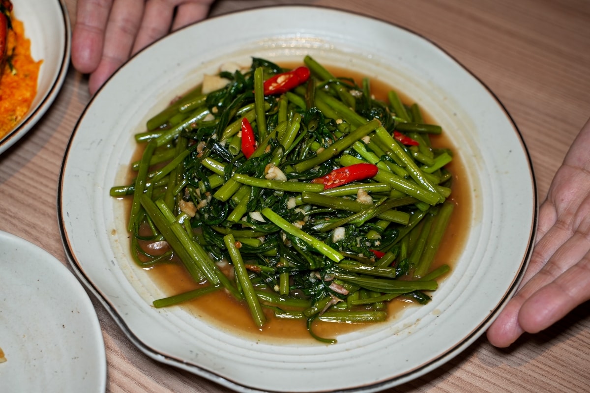 【曼谷美食】Savoey 上味泰 – 離奇隆站只有1分鐘路程的Mercury Ville分店,空間寬敞舒適,招牌黃咖哩炒蟹、冬蔭功等都讓人回味無窮! - 第32張圖 【曼谷美食】Savoey 上味泰 – 離奇隆站只有1分鐘路程的Mercury Ville分店,空間寬敞舒適,招牌黃咖哩炒蟹、冬蔭功等都讓人回味無窮!