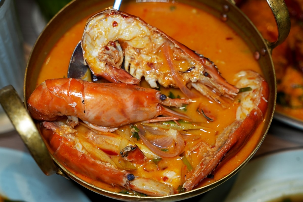 【曼谷美食】Savoey 上味泰 – 離奇隆站只有1分鐘路程的Mercury Ville分店,空間寬敞舒適,招牌黃咖哩炒蟹、冬蔭功等都讓人回味無窮! - 第24張圖 【曼谷美食】Savoey 上味泰 – 離奇隆站只有1分鐘路程的Mercury Ville分店,空間寬敞舒適,招牌黃咖哩炒蟹、冬蔭功等都讓人回味無窮!