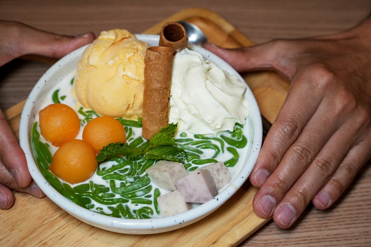 【曼谷美食】Savoey 上味泰 – 離奇隆站只有1分鐘路程的Mercury Ville分店,空間寬敞舒適,招牌黃咖哩炒蟹、冬蔭功等都讓人回味無窮! - 第39張圖 【曼谷美食】Savoey 上味泰 – 離奇隆站只有1分鐘路程的Mercury Ville分店,空間寬敞舒適,招牌黃咖哩炒蟹、冬蔭功等都讓人回味無窮!