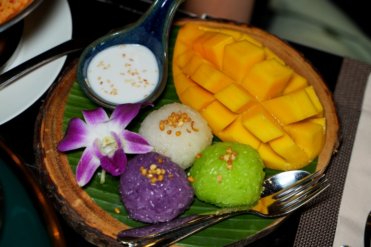 【曼谷美食】Anya Authentic Thai Cuisine – 宮廷等級的正宗泰式料理,超特別的香冰泡飯你一定沒吃過!五顏六色的九福拼盤也是必點品項 - 第32張圖 【曼谷美食】Anya Authentic Thai Cuisine – 宮廷等級的正宗泰式料理,超特別的香冰泡飯你一定沒吃過!五顏六色的九福拼盤也是必點品項