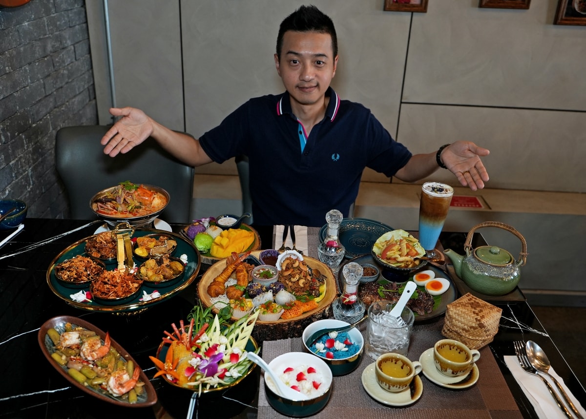 【曼谷美食】Anya Authentic Thai Cuisine – 宮廷等級的正宗泰式料理,超特別的香冰泡飯你一定沒吃過!五顏六色的九福拼盤也是必點品項 - 第9張圖 【曼谷美食】Anya Authentic Thai Cuisine – 宮廷等級的正宗泰式料理,超特別的香冰泡飯你一定沒吃過!五顏六色的九福拼盤也是必點品項