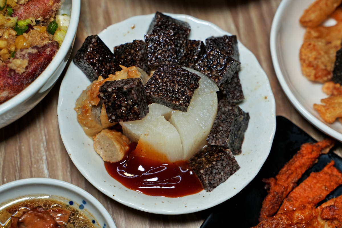 【新竹東門市場美食】享來初 – 沒想到鹽酥雞跟滑順的麵線可以這麼搭!絕對是來東門市場時必吃的人氣名店 - 第29張圖 【新竹東門市場美食】享來初 – 沒想到鹽酥雞跟滑順的麵線可以這麼搭!絕對是來東門市場時必吃的人氣名店