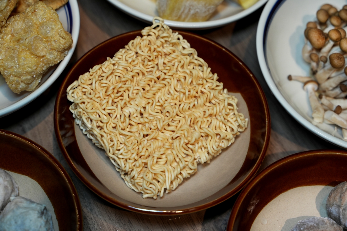 【信義區美食】員外佬麻辣火鍋 – 市政府站新開幕火鍋店推薦,紅鍋辣而不燥,白鍋甘甜順口,嚴選肉品和手工丸餃類都吃得出用心 - 第47張圖 【信義區美食】員外佬麻辣火鍋 – 市政府站新開幕火鍋店推薦,紅鍋辣而不燥,白鍋甘甜順口,嚴選肉品和手工丸餃類都吃得出用心