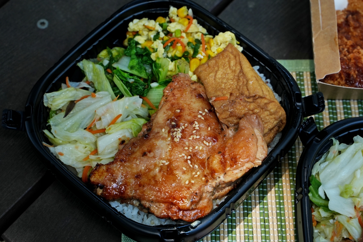 【桃園便當推薦】米食BENTO – 桃園藝文特區附近的職人級美味便當,外送、外帶都可以,醬燒雞腿跟日式豬排口味我個人強力推薦! - 第23張圖 【桃園便當推薦】米食BENTO – 桃園藝文特區附近的職人級美味便當,外送、外帶都可以,醬燒雞腿跟日式豬排口味我個人強力推薦!