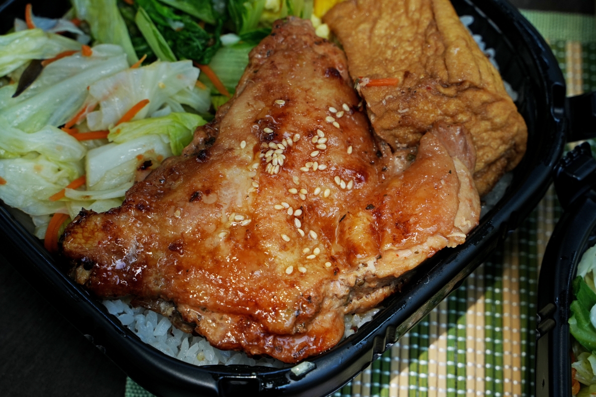 【桃園便當推薦】米食BENTO – 桃園藝文特區附近的職人級美味便當,外送、外帶都可以,醬燒雞腿跟日式豬排口味我個人強力推薦! - 第24張圖 【桃園便當推薦】米食BENTO – 桃園藝文特區附近的職人級美味便當,外送、外帶都可以,醬燒雞腿跟日式豬排口味我個人強力推薦!