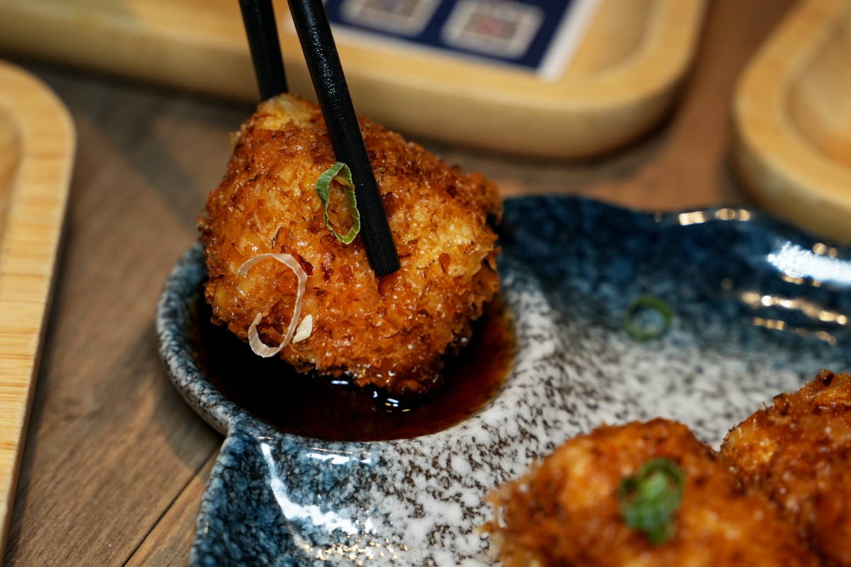 【桃園美食】拉麵夫人 小檜溪店 – 濃郁卻不油膩的雞白湯越喝越順口!天然食材製成的拉麵讓全家大小都可以吃得安心 - 第33張圖 【桃園美食】拉麵夫人 小檜溪店 – 濃郁卻不油膩的雞白湯越喝越順口!天然食材製成的拉麵讓全家大小都可以吃得安心