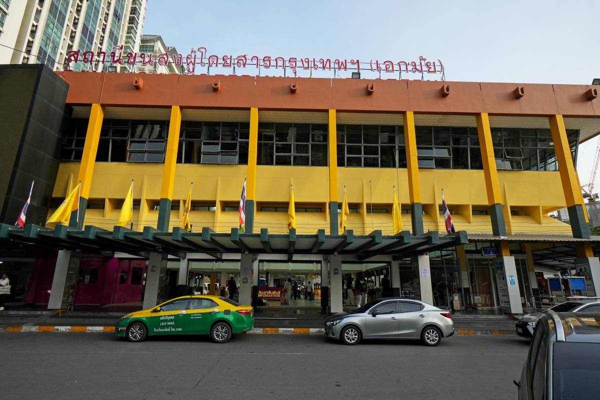 【曼谷市集】Johnny Market – 曼谷2026年最新美食市集！鄰近Ekkamai站，有許多人氣名店的美食在這都免排隊就可吃到