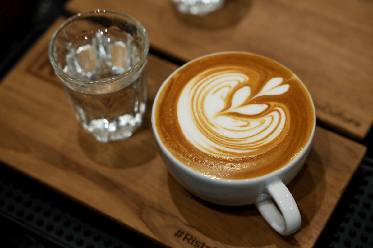 【曼谷美食】Ristr8to Bangkok – 世界拉花藝術大賽冠軍開的人氣咖啡廳現在不用專程去清邁,曼谷的嵩越路也有分店了喔! - 第16張圖 【曼谷美食】Ristr8to Bangkok – 世界拉花藝術大賽冠軍開的人氣咖啡廳現在不用專程去清邁,曼谷的嵩越路也有分店了喔!
