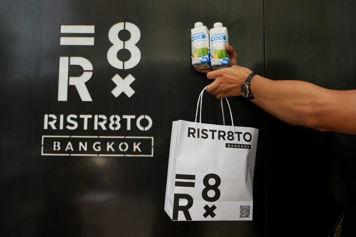 【曼谷美食】Ristr8to Bangkok – 世界拉花藝術大賽冠軍開的人氣咖啡廳現在不用專程去清邁,曼谷的嵩越路也有分店了喔! - 第19張圖 【曼谷美食】Ristr8to Bangkok – 世界拉花藝術大賽冠軍開的人氣咖啡廳現在不用專程去清邁,曼谷的嵩越路也有分店了喔!