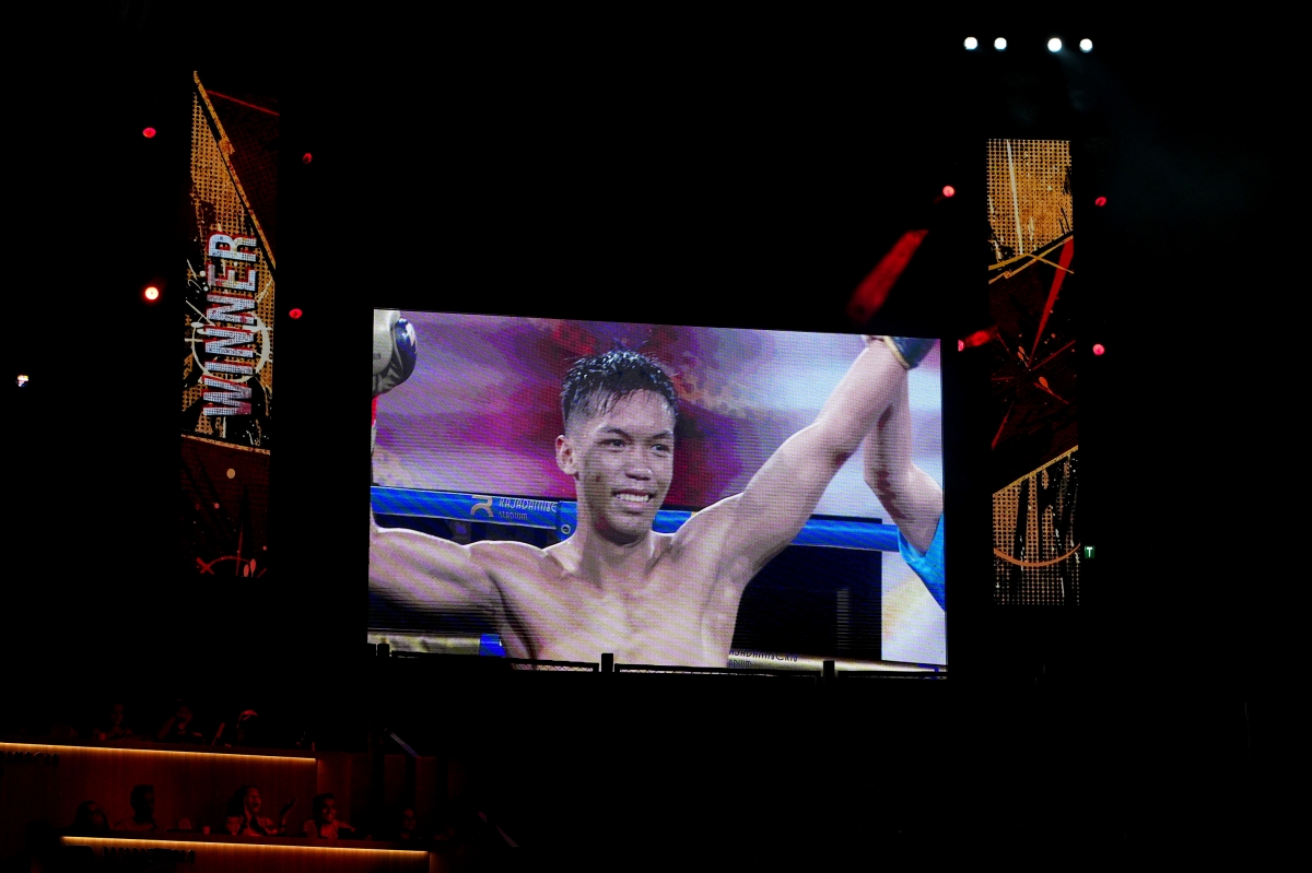 【曼谷景點】Rajadamnern Muay Thai Stadium – 格鬥迷們必朝聖的傳奇泰拳聖地！近距離感受傳統搏擊與體術的震撼～