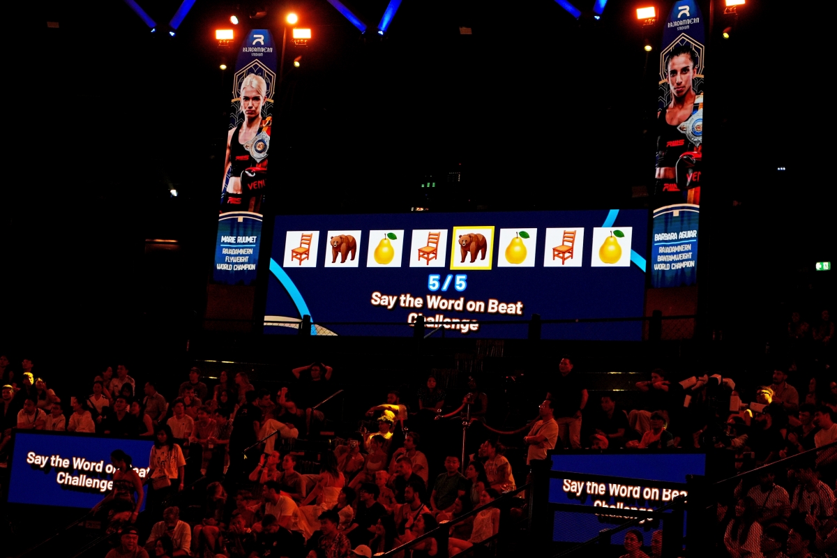 【曼谷景點】Rajadamnern Muay Thai Stadium – 格鬥迷們必朝聖的傳奇泰拳聖地！近距離感受傳統搏擊與體術的震撼～