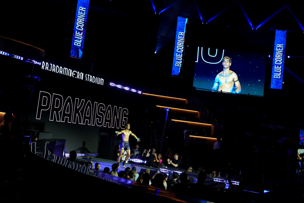 【曼谷景點】Rajadamnern Muay Thai Stadium – 格鬥迷們必朝聖的傳奇泰拳聖地！近距離感受傳統搏擊與體術的震撼～