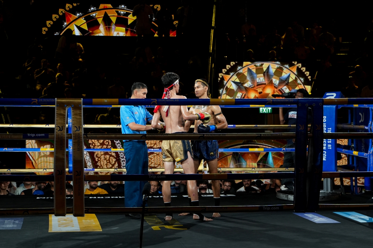 【曼谷景點】Rajadamnern Muay Thai Stadium – 格鬥迷們必朝聖的傳奇泰拳聖地！近距離感受傳統搏擊與體術的震撼～