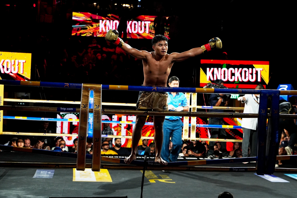【曼谷景點】Rajadamnern Muay Thai Stadium – 格鬥迷們必朝聖的傳奇泰拳聖地！近距離感受傳統搏擊與體術的震撼～