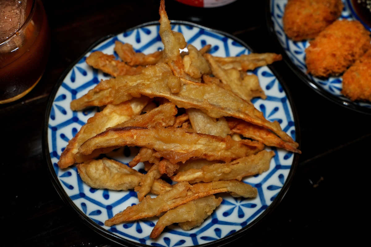 【台北居酒屋】彡耕居食事所 – 市民大道上的昭和風居酒屋,五支時禾酒藏特色梅酒與果實酒搭配不同的料理讓美味程度更上一層樓! - 第17張圖 【台北居酒屋】彡耕居食事所 – 市民大道上的昭和風居酒屋,五支時禾酒藏特色梅酒與果實酒搭配不同的料理讓美味程度更上一層樓!