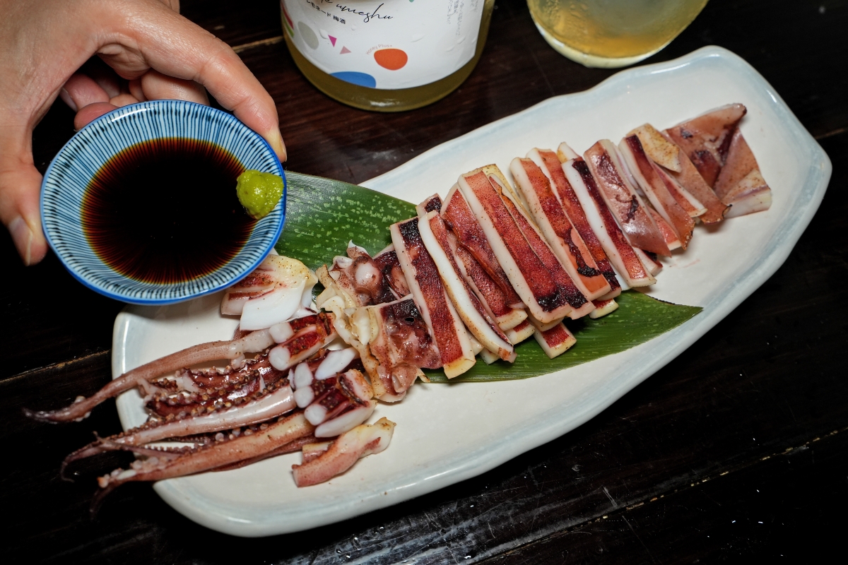 【台北居酒屋】彡耕居食事所 – 市民大道上的昭和風居酒屋,五支時禾酒藏特色梅酒與果實酒搭配不同的料理讓美味程度更上一層樓! - 第21張圖 【台北居酒屋】彡耕居食事所 – 市民大道上的昭和風居酒屋,五支時禾酒藏特色梅酒與果實酒搭配不同的料理讓美味程度更上一層樓!