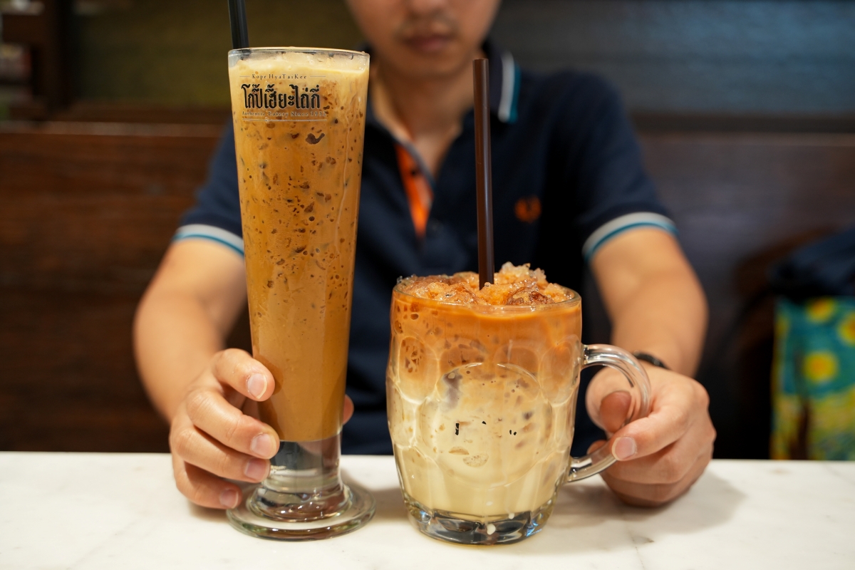 【曼谷美食】邢泰記 One Bangkok店 – 在One Bangkok就品嚐得到舊城區70年老字號古早味!鐵鍋蛋與古早味咖啡都是必點品項 - 第14張圖 【曼谷美食】邢泰記 One Bangkok店 – 在One Bangkok就品嚐得到舊城區70年老字號古早味!鐵鍋蛋與古早味咖啡都是必點品項