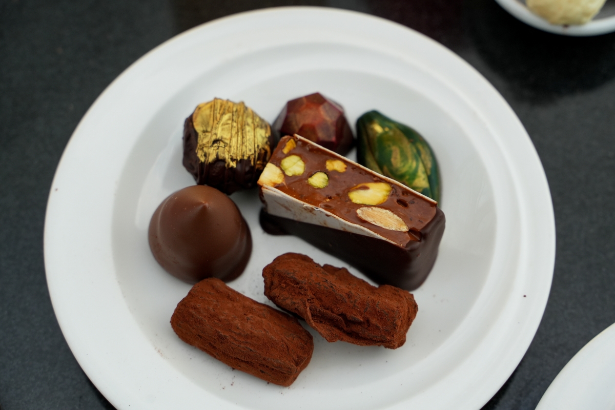 【曼谷美食】COCOA XO Bar – 與眾不同的曼谷市中心高樓酒吧,在57樓一面品味各種巧克力、一面賞百萬夜景的奢華夜晚 - 第20張圖 【曼谷美食】COCOA XO Bar – 與眾不同的曼谷市中心高樓酒吧,在57樓一面品味各種巧克力、一面賞百萬夜景的奢華夜晚